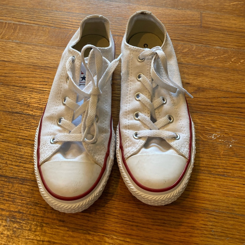 Converse Chuck Taylor All Star GS Sneaker Size 2.5 Youth